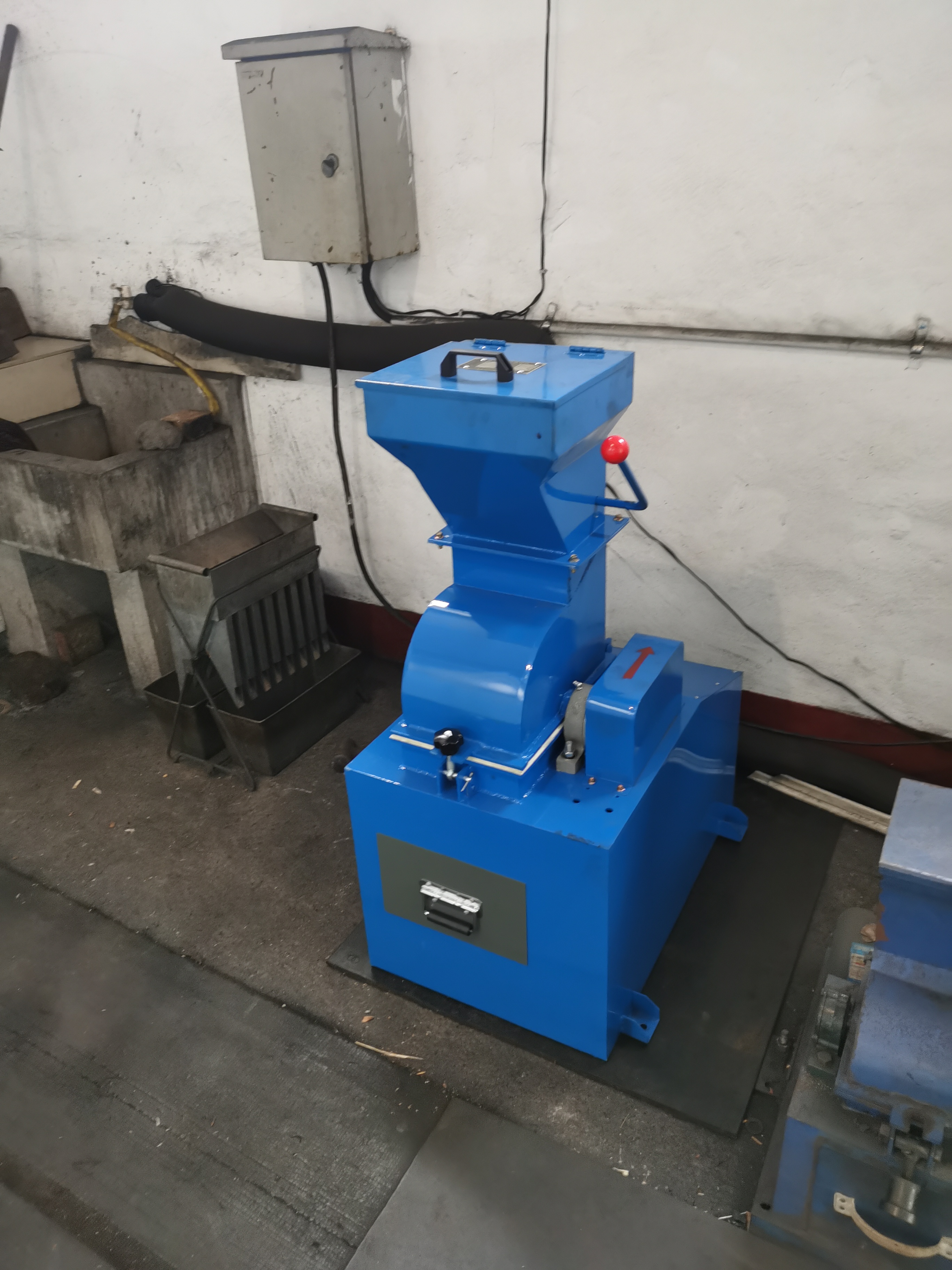 CP350×200濕干煤錘式破碎機(jī)參數(shù)